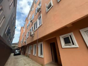 Flat / Apartment for rent Iwaya Iwaya Yaba Lagos