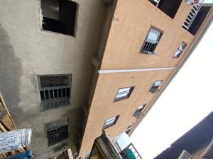 1 bedroom Flat / Apartment for rent Onike Yaba Lagos