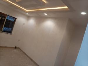 2 bedroom Flat / Apartment for rent Fadeyi Shomolu Lagos