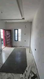 2 bedroom Flat / Apartment for rent Tarred Road Lagos Shomolu Shomolu Lagos
