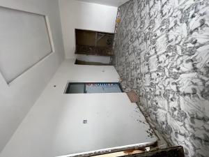 Flat / Apartment for rent Off Pedro Shomolu Shomolu Lagos