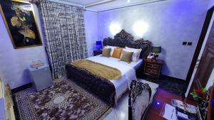 1 bedroom Flat / Apartment for shortlet 22 Sule Abuka Street, Beside Gt Bank Opebi Ikeja Lagos