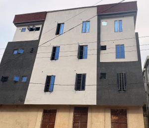 1 bedroom Flat / Apartment for sale Alagomeji Yaba Lagos
