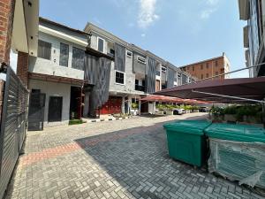 4 bedroom House for sale Liberty Court Ikate Lekki Lagos