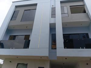 4 bedroom House for sale Inside A Mini Court's Estate Environment, Behind Maryland Mall, Maryland Ikeja Maryland Lagos