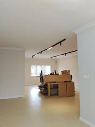 3 bedroom Flat / Apartment for rent ONIRU Victoria Island Lagos