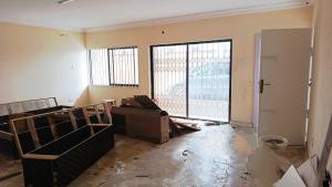 4 bedroom Flat / Apartment for rent Off Obafemi Awolowo Way Ikeja Lagos