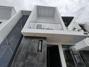 5 bedroom House for rent Chevron Lekki Lagos