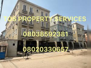 3 bedroom Flat / Apartment for sale In A Mini Estate @ Adekunle Alagomeji, Just Off Herbert Macaulay Way, Adekunle Yaba Lagos