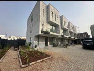 4 bedroom Flat / Apartment for sale  Ikate Lekki Lagos