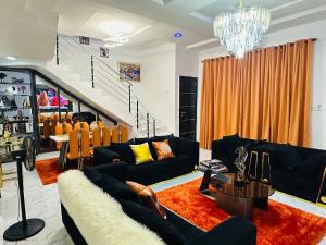 4 bedroom Flat / Apartment for shortlet Spring Valley Sangotedo Ajah Lagos