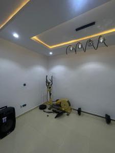 5 bedroom Commercial Property for rent ONIRU Victoria Island Lagos