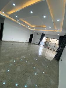 3 bedroom Flat / Apartment for sale Adjacent Jonsland Hotel, Gbagada Ifako-gbagada Gbagada Lagos
