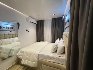 1 bedroom Flat / Apartment for shortlet Macdonald Road Ikoyi Lagos