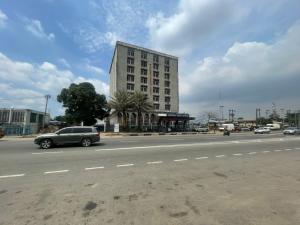 Commercial Property for rent Muritala Mohammed Way Jibowu Yaba Lagos