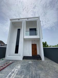 5 bedroom House for sale Abraham adesanya estate Ajah Lagos