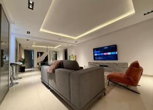 3 bedroom Flat / Apartment for shortlet Shoreline Estate Ikoyi Ikoyi Lagos