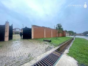 Land for sale Kobiowu Crescent Iyanganku Ibadan Oyo