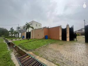 Land for sale Kobiowu Crescent, Iyanganku Ibadan Oyo