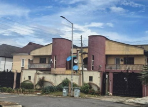 House for sale Omole Phase 2 Ojodu Lagos