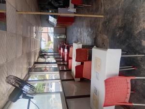 3 bedroom Commercial Property for rent Estate Garki 2 Abuja