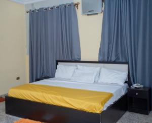 1 bedroom Flat / Apartment for shortlet Hearts Of Jericho, Immediately After Foodco Ibadan Oyo