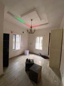 Flat / Apartment for rent  Osapa london Lekki Lagos
