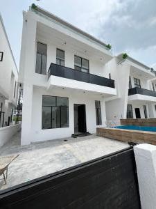 4 bedroom House for sale Beside Lagos Business School Olokonla Olokonla Ajah Lagos