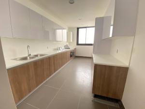3 bedroom Flat / Apartment for sale Eko Atlantic Victoria Island Lagos State. Eko Atlantic City Victoria Island Lagos