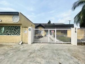 4 bedroom Commercial Property for rent Lekki Phase 1 Lekki Lagos