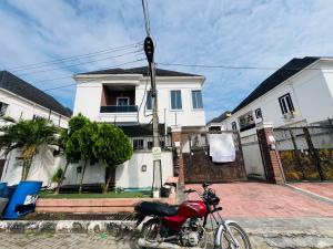 5 bedroom House for rent Ikota Lekki Lagos