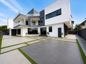 5 bedroom House for rent Osapa london Lekki Lagos