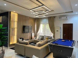3 bedroom House for shortlet Lekki Phase 1 Lekki Lagos