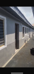 1 bedroom Flat / Apartment for sale Araromi Street Ijesha Surulere Lagos