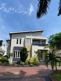 5 bedroom House for sale Pinnock Beach Estate, Osapa london Lekki Lagos