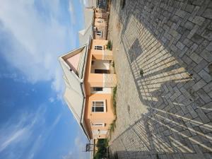 3 bedroom House for rent Von Garden Estate Lugbe Abuja