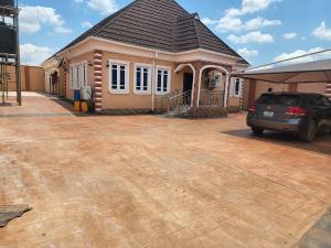 3 bedroom House for sale Orogeh Idi Ape After Akobo Ojurin, Akobo Ibadan Oyo
