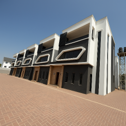 5 bedroom House for sale Along Sunnyvale Road Lokogoma Abuja