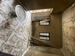 1 bedroom Flat / Apartment for rent Onike Yaba Lagos