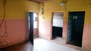 1 bedroom Flat / Apartment for rent Off Ademola Taiwo Street Ikosi-Ketu Kosofe/Ikosi Lagos
