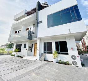 6 bedroom Flat / Apartment for sale Osapa london Lekki Lagos