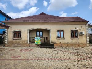 5 bedroom House for sale Golden Palace Str, Near Akala Epxress, Oluyole Extension Akala Express Ibadan Oyo
