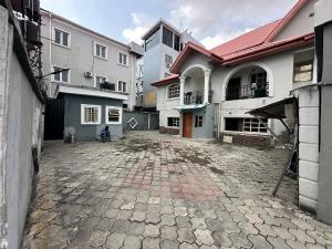 Flat / Apartment for rent Lekki Phase 1 Lekki Lagos