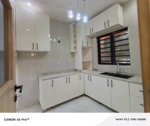 2 bedroom House for rent No 12, Sam Adeoye Street Akala Estate Akobo Ibadan Akobo Ibadan Oyo