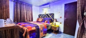 1 bedroom Flat / Apartment for shortlet Sule Abuka Cresent, Beside Gtb Bank Opebi Ikeja Lagos
