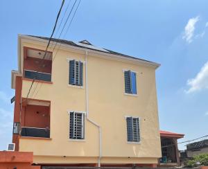 Flat / Apartment for sale Shomolu Shomolu Lagos