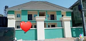 2 bedroom House for rent American International School Durumi Abuja