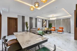 2 bedroom Flat / Apartment for rent Gerard road Ikoyi Lagos