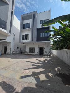 5 bedroom House for sale Alaka Estate Surulere Lagos