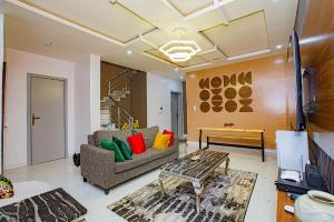 4 bedroom House for shortlet orchid Lekki Lagos